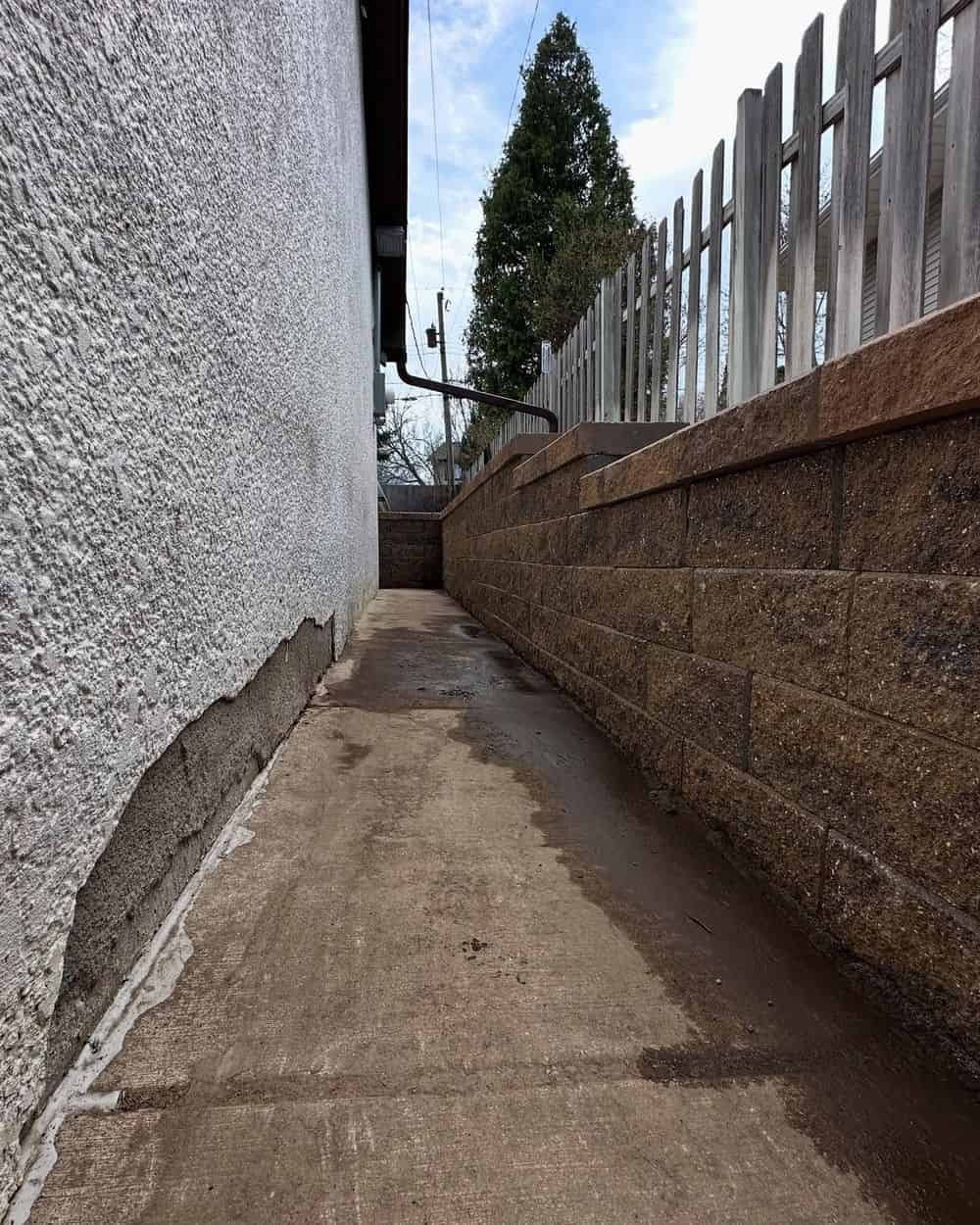 Retaining Wall Services image