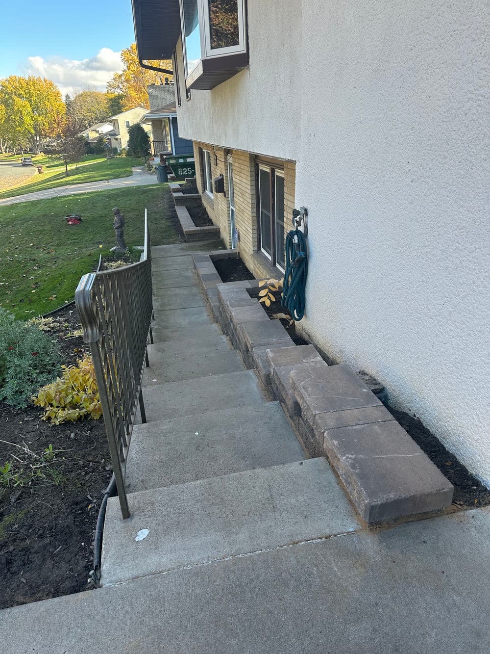 Gallery photos for Front Entry Upgrade with Versa-Lok Retaining Walls in Inver Grove Heights: Image #3